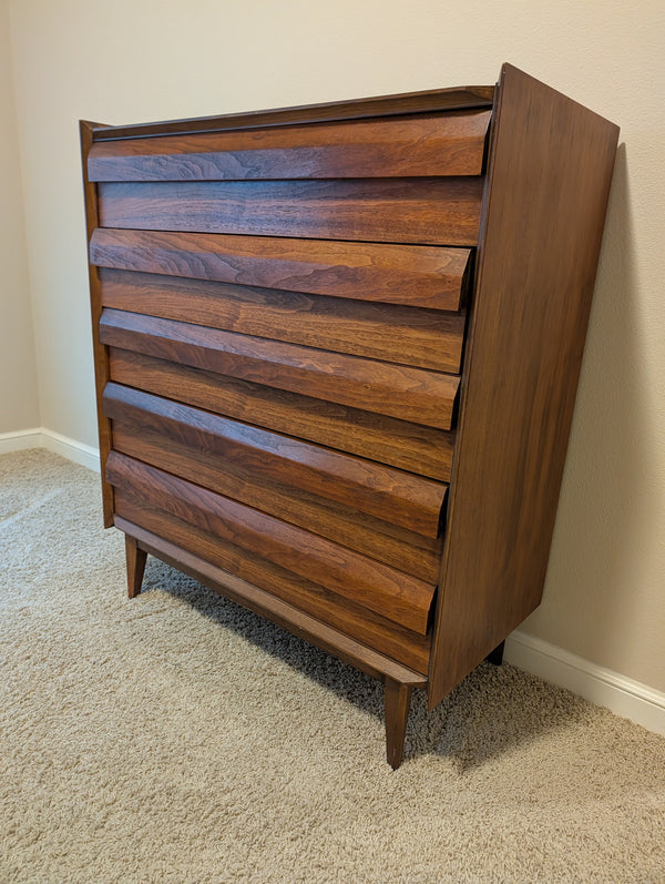 vintage brown dresser Lane Mid-Century Modern Walnut Wooden Dresser 38" L x 18" W x 44" H –  Tacoma Furniture Consignment
